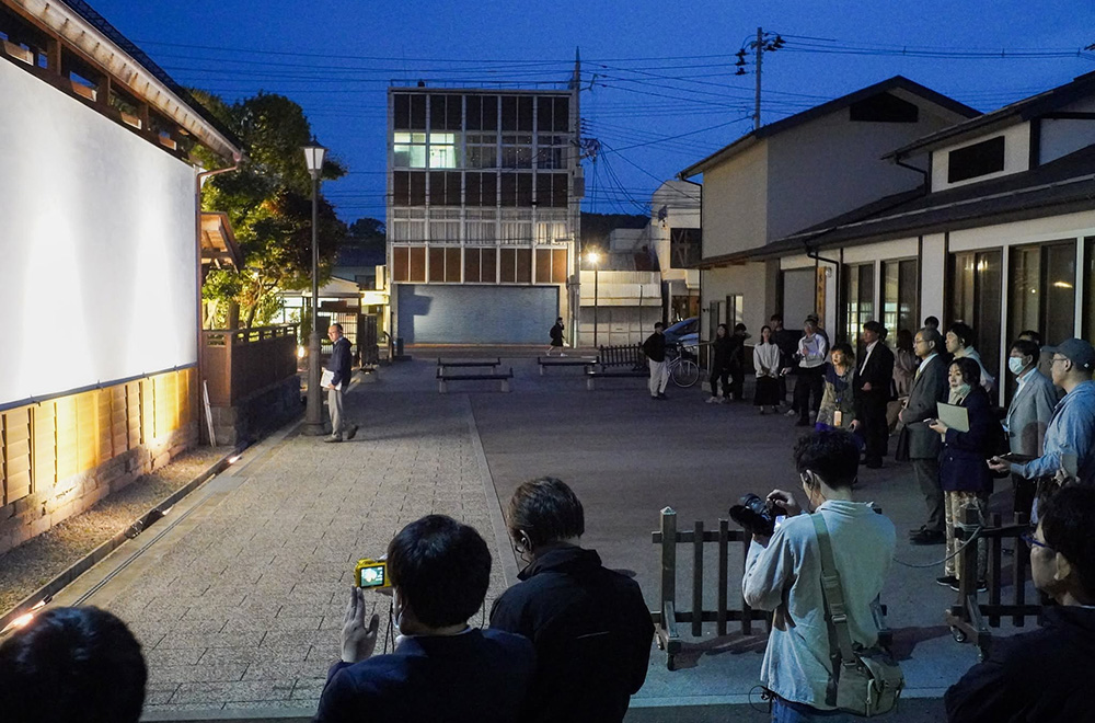 積み上げたスキルを活かし、あかりを横軸にしたまちづくりを各地で。