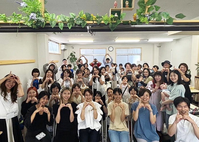 山口県岩国市で、コミュニティの拠点としてのたこ焼き屋を運営。