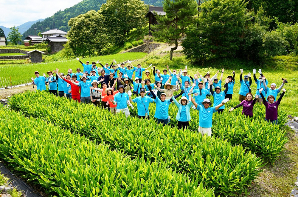 岐阜県飛騨市に創設する大学で長期実践型インターンシップを通して未来を共創できる若者を育成。
