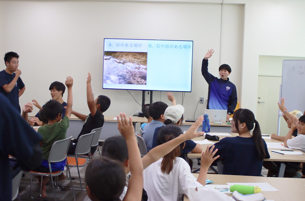 高校の部活動を通して、京都府宮津市の人たちと関わりながら、生徒たちに故郷を大切に思う心を醸成していきたい。