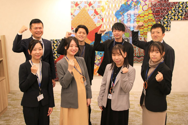小規模事業者やイベント支援を通して人をつなぎ、「大津市膳所」に賑わいを生み出す。