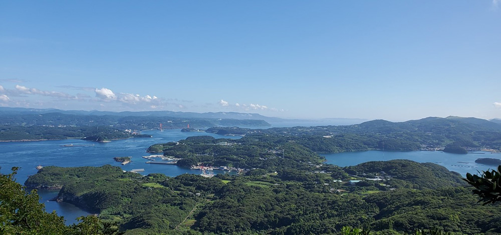 長崎県平戸ブランドの洋菓子づくりや企業支援で平戸の街を未来へ残していきたい。