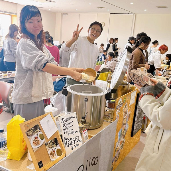 三重県伊勢エリアから発信する「三重EMI marché」「三重の本当にいいもの」を届けながら三重県各地の地域活性にも貢献。