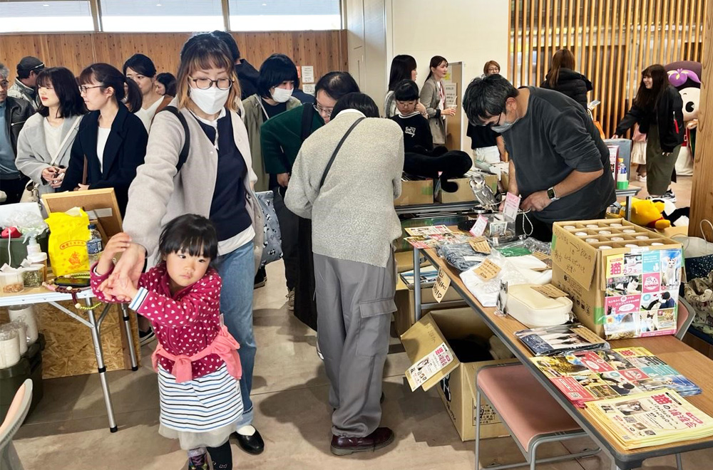 三重県伊勢エリアから発信する「三重EMI marché」「三重の本当にいいもの」を届けながら三重県各地の地域活性にも貢献。