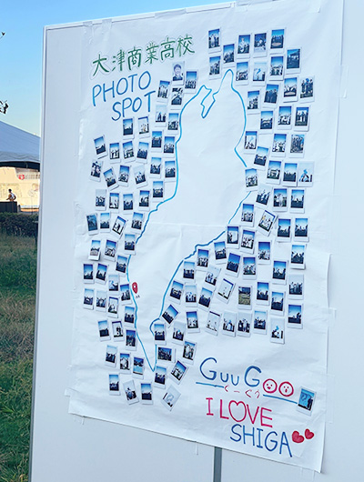 高校生が、イベント主催者・出展者にインタビュー。地元で活躍する大人たちの声を聞き、未来を切り拓くきっかけに。