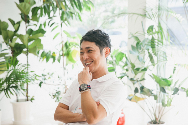 インタビューバトンvol.125 | 地域商社「こゆ財団」を立ち上げ、「地元にもう一度、共感と期待を。〜稼いで町に再投資する〜」